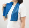 sample2:カラビナ付きボトル入涼感タオル    現在入荷待ち　７月８日ごろ予定